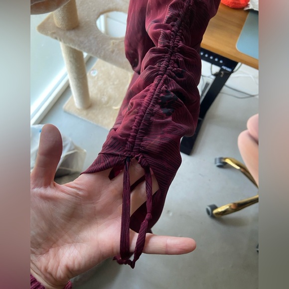 ASTR Side Cinched Mermaid Long Sleeve Dress size small - Picture 4 of 7